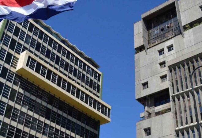 Empleos en la Caja Costarricense de Seguro Social (CCSS)