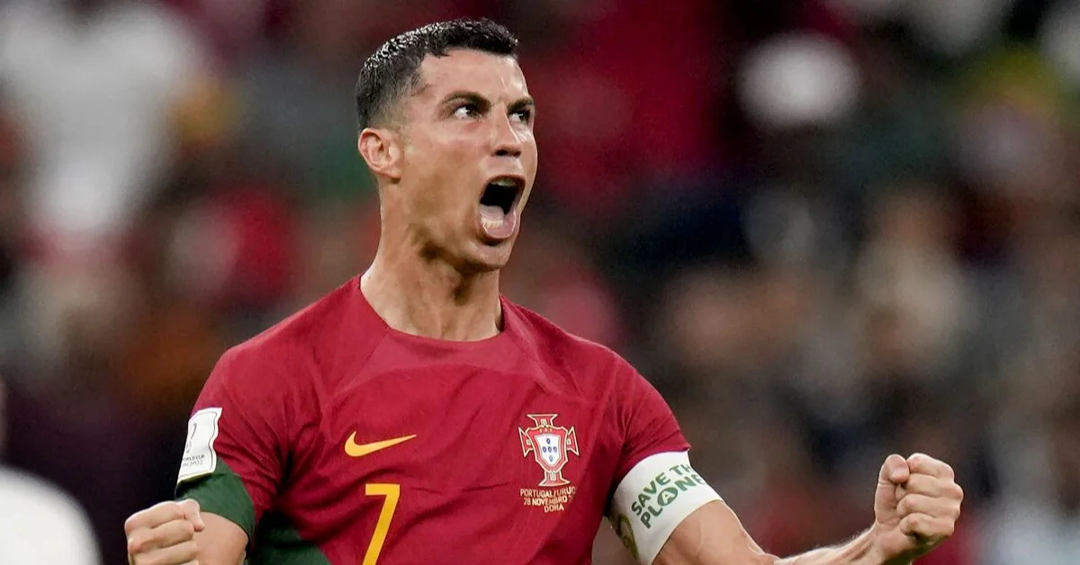 ¿Cuánto pagaron por el balón de oro de cristiano Ronaldo? ¿Cuál fue el motivo de su venta?
